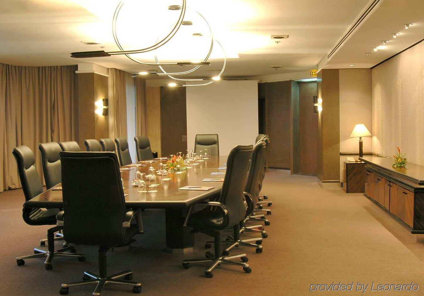 Hilton Yaounde Hotell Fasiliteter bilde