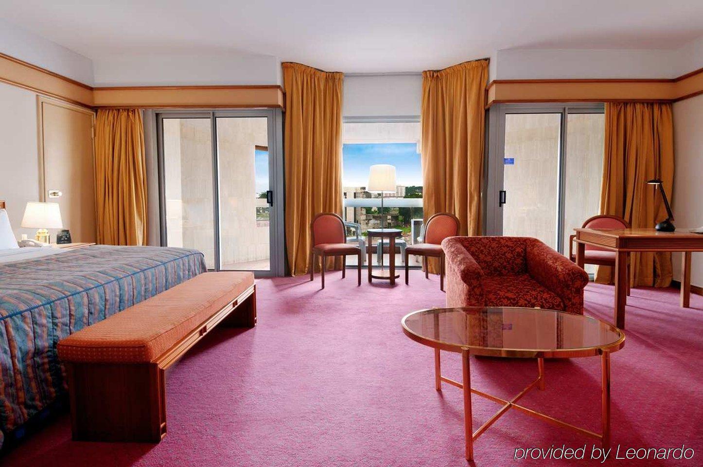 Hilton Yaounde Hotell Rom bilde