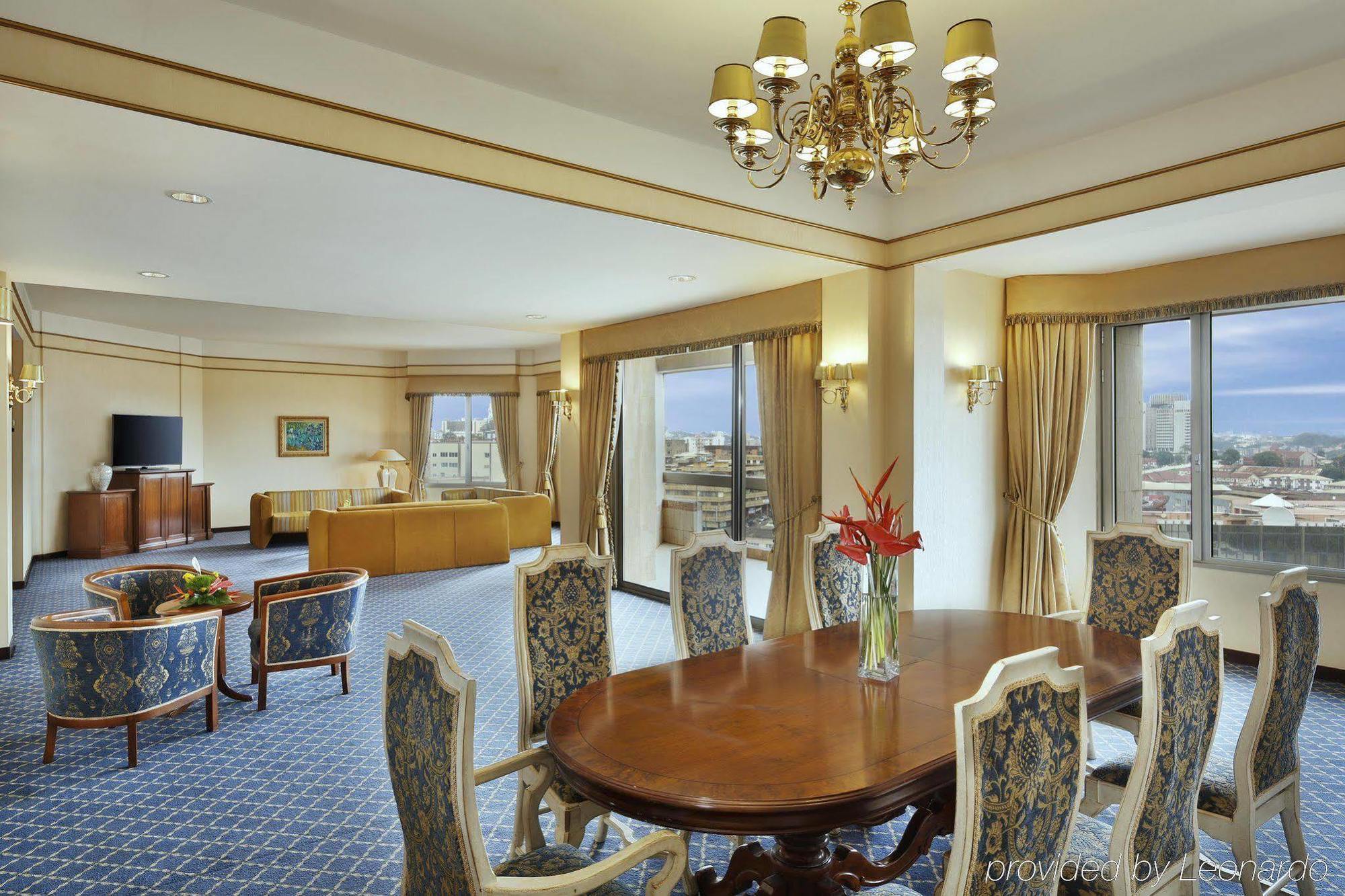 Hilton Yaounde Hotell Eksteriør bilde