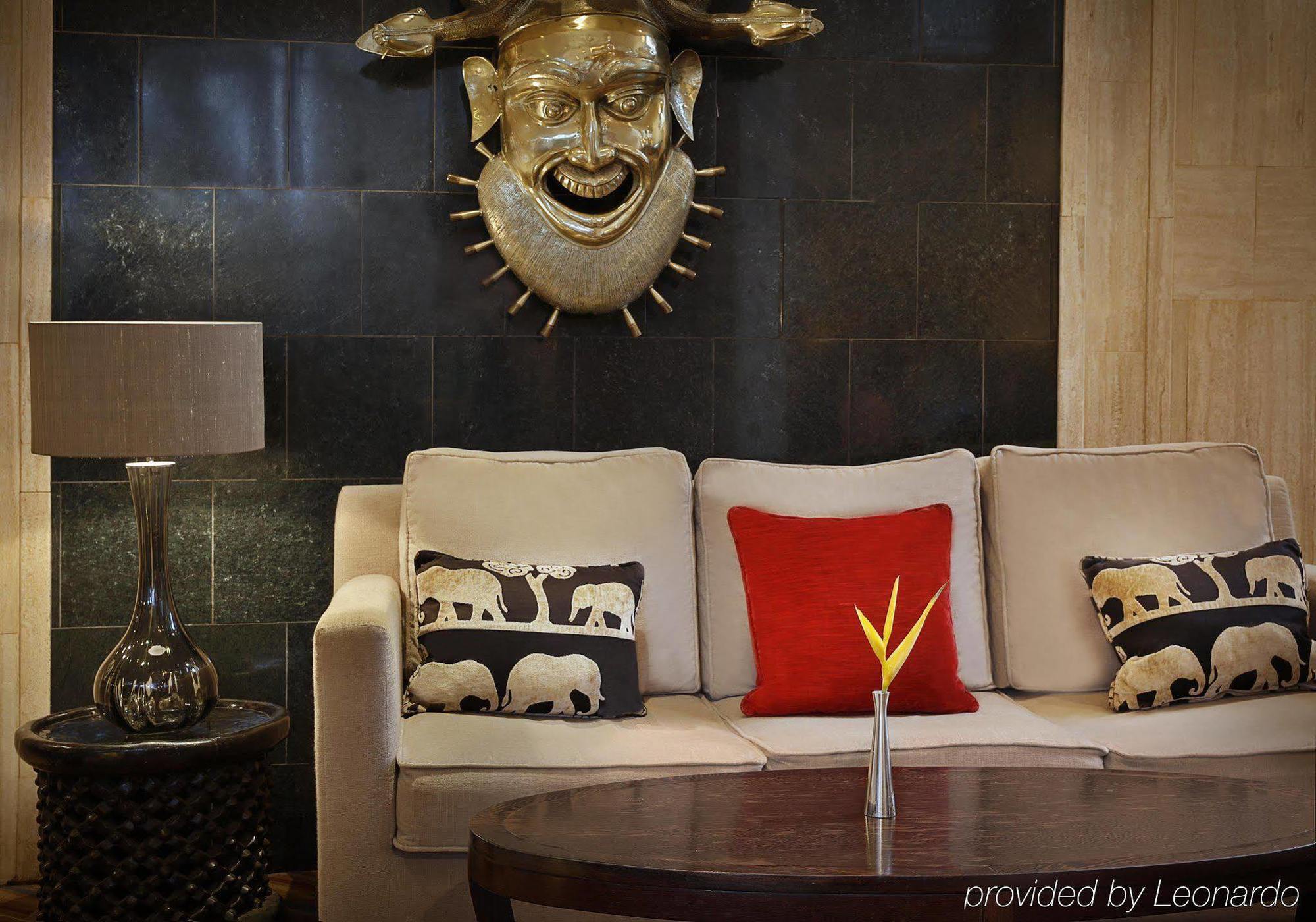 Hilton Yaounde Hotell Eksteriør bilde